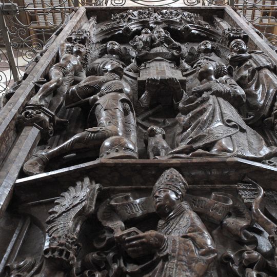 Tomb of Ulrich von Ebersberg and Richardis von Kärnten