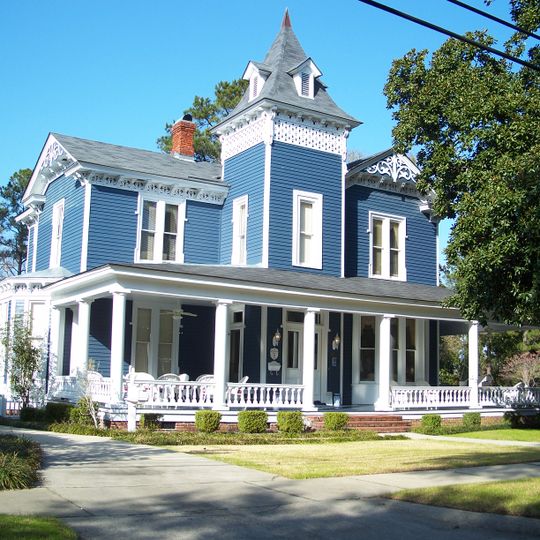 Tockwotton-Love Place Historic District