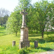 Kříž na rozcestí v Pecce