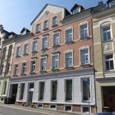 Mietshaus in geschlossener Bebauung Augsburger Straße 14