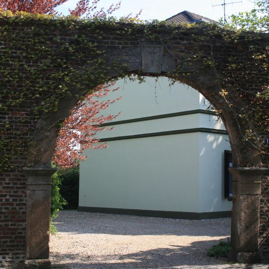 Torbogen Kloster Nazareth