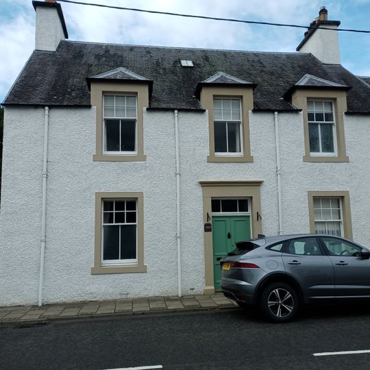 Broughton Green House, Broughton Village