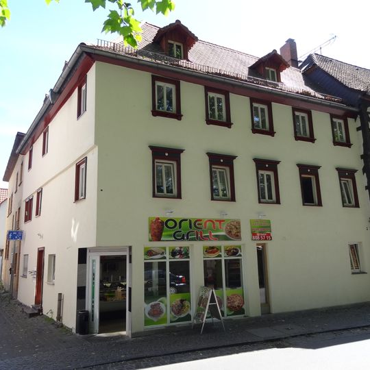 Heinrich-Neeb-Straße 10