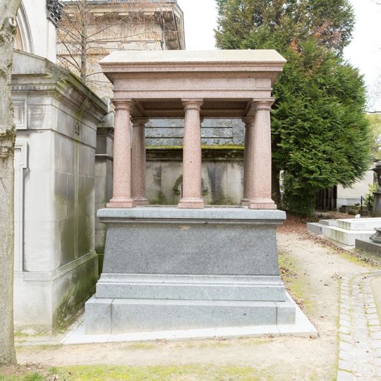 Grave of Desnoyers-Paris