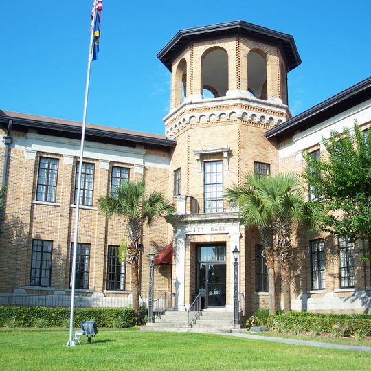 Auburndale City Hall