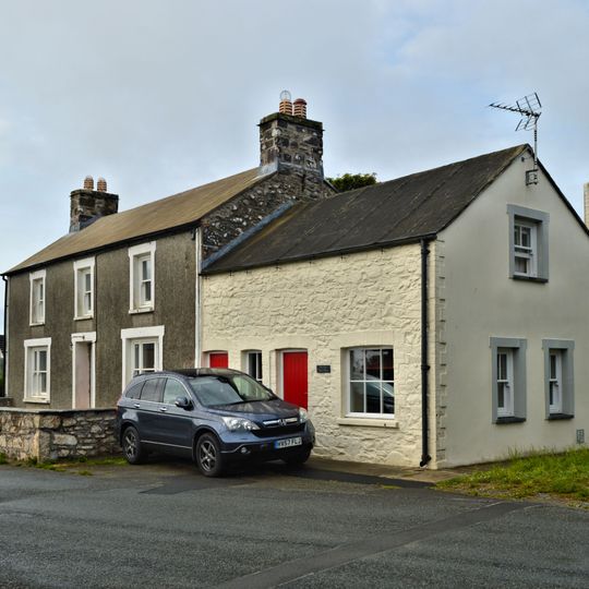 Y Post/The Old Post Office,Caerfarchell