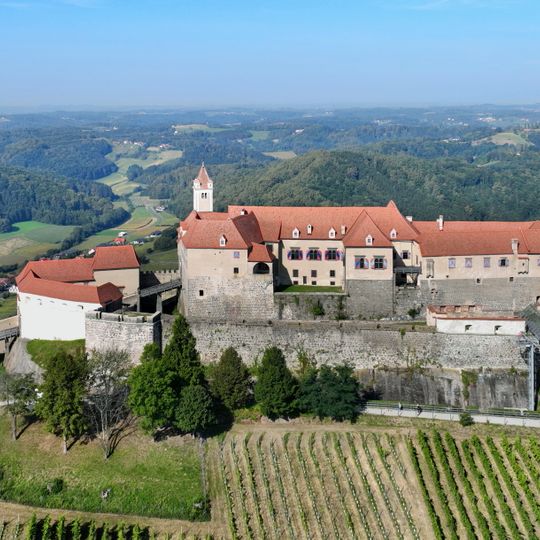 Hochschloss Kronegg