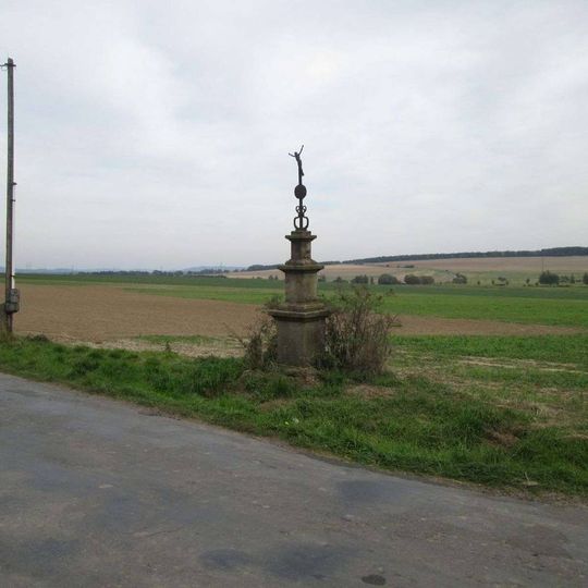 Kříž východně od Soběkur