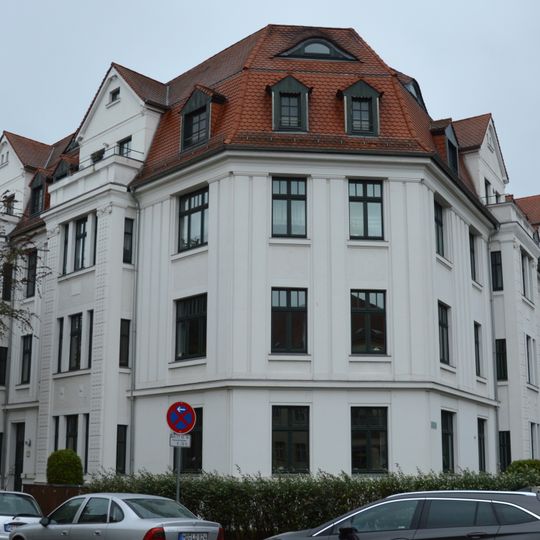 Freiherr-vom-Stein-Straße 20, Gellertstraße 23