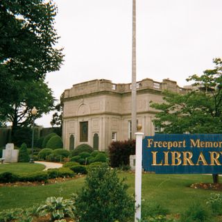 Freeport Memorial Library