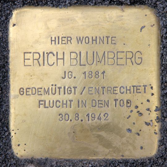 Stolperstein dedicated to Erich Blumberg