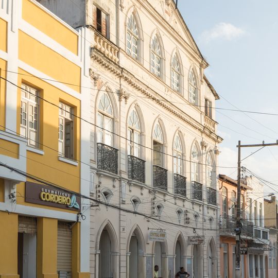 Sobrado à Rua Rui Barbosa, 20