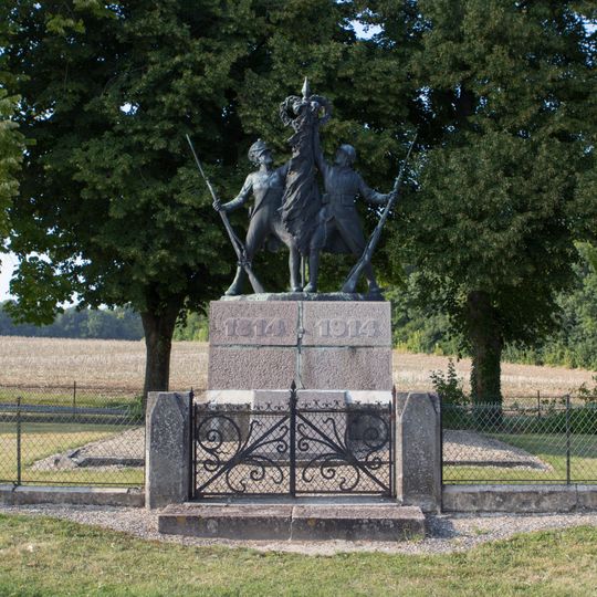 Monument aux morts des Marie-Louise et des Bleuets de 1914