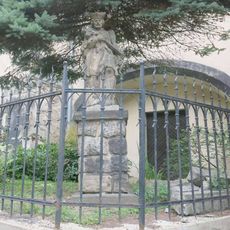 Socha svatého Jana Nepomuckého u kostela Nanebevzetí v Krupce