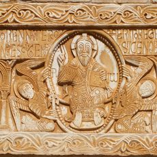 Dintel del Monasterio de Sant Genís de Fontanes