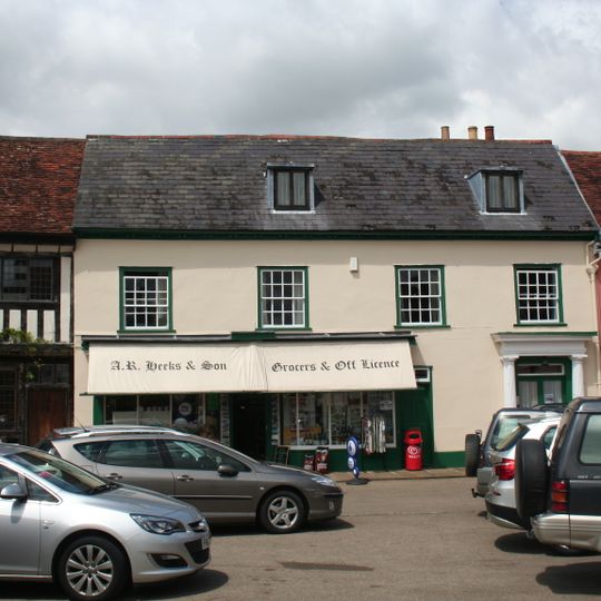 11, Market Place