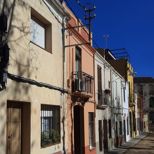 Cases al carrer Artail