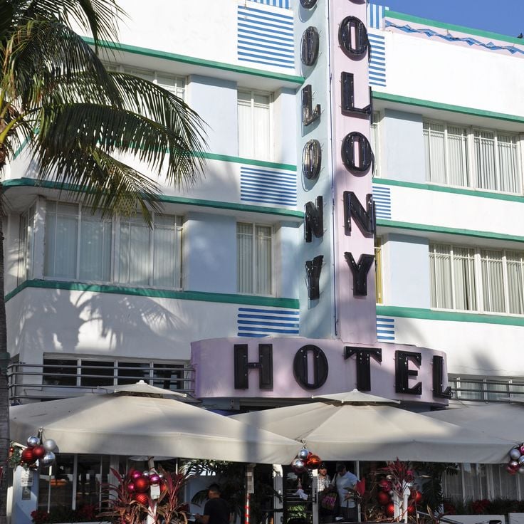 Colony Hotel