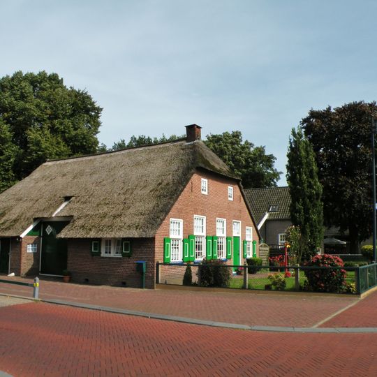 Gemeenteweg 83, Staphorst