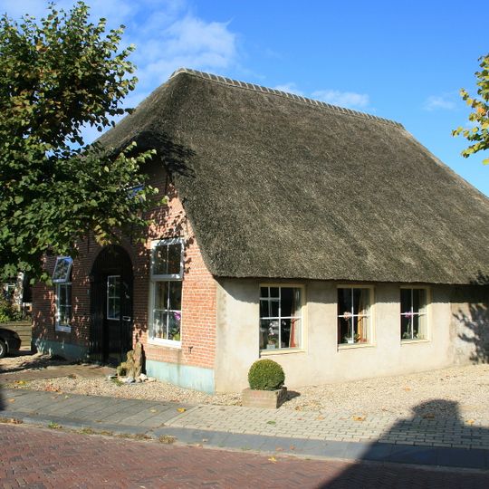 Dokter van Noortstraat 24, Lienden