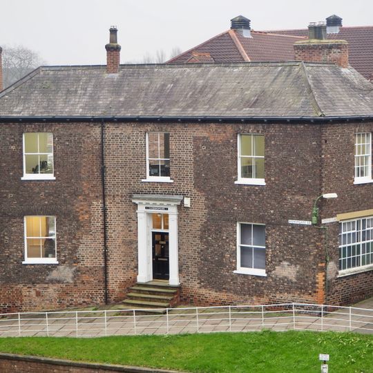 1, Bishopgate Street