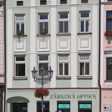 Zámecké náměstí 48