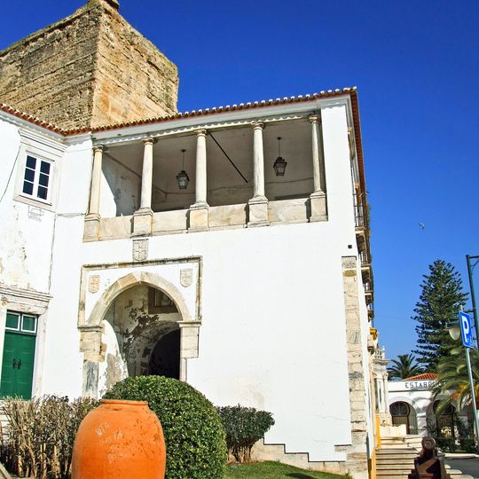 Biblioteca Municipal Urbano Tavares Rodrigues