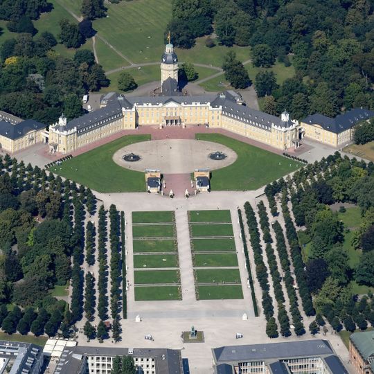 Schlossplatz Karlsruhe