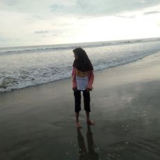 Pantai Karla