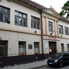 Býv. ev. gymnázium a pam. tabule, gymnázium pamätné