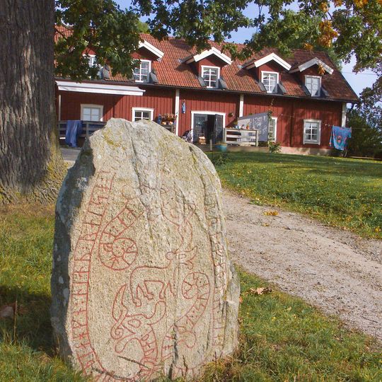 Södermanlands runinskrifter 237