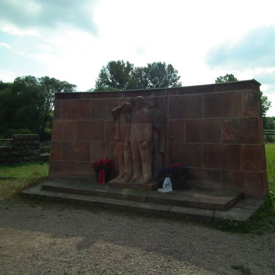 Einzeldenkmal der Sachgesamtheit Spinnerei Sachsenburg: Mahn- und Gedenkstätte An der Zschopau -