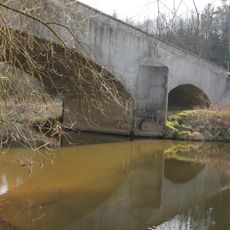 Most silnice II/152 přes Moravskou Dyji u Louckého mlýna