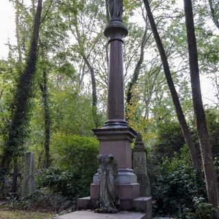 Monument To Maria Proom, Nunhead Cemetery