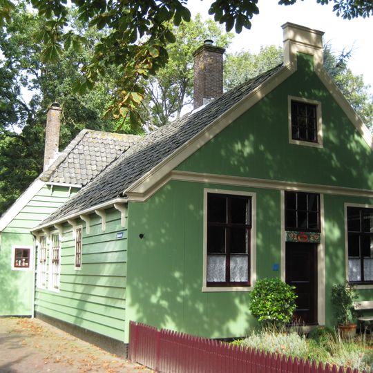 Leeteinde 4, Broek in Waterland