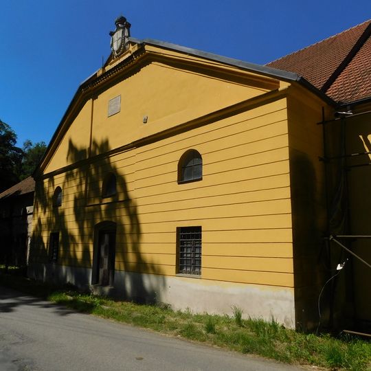 Pamětní deska na bývalém knížecím pivovaru v Brtnici