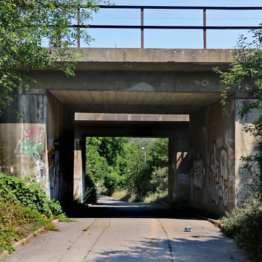 Železniční mosty přes stezku Litochlebská - Jesenická