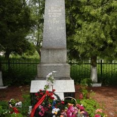 Братская могила советских воинов, погибших в борьбе с фашистами (Нурма)