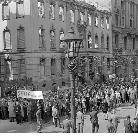 Niederländisches Palais