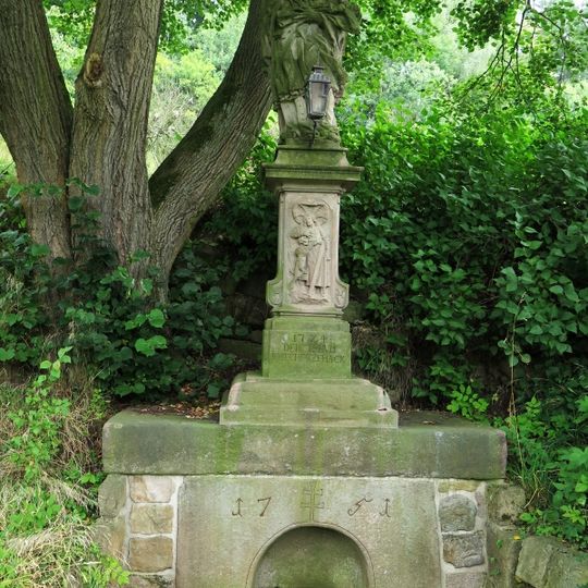 Sloup se sochou svatého Jana Nepomuckého