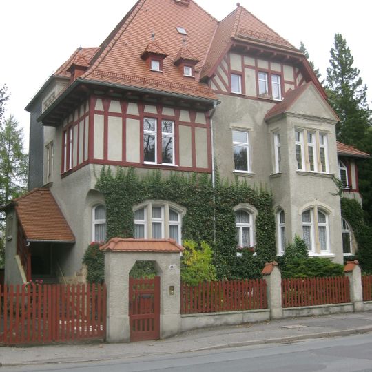 Villa mit Garten und Einfriedung Erfenschlager Straße 49