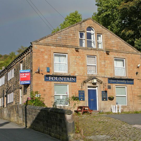 The Fountain Public House And Two Attached Cottages To West