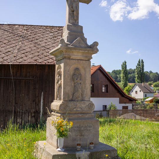 Kamenný kříž v Mladějově