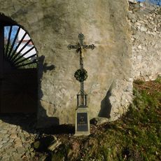 Kříž u starého hřbitova v Kamenici