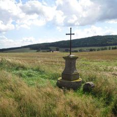 Kříž severně od Hodovízu u smírčího kříže