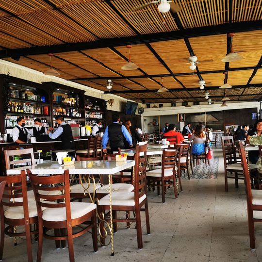 Pozoleria La Cabaña Del Sazón