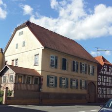 Wohnhaus und Pavillon