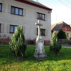 Kříž v Bujesilech