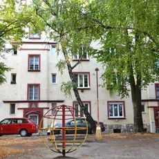 Kolónia Krajinské domky, dom bytový-sekcia IV.