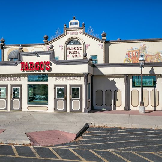 Fargo's Pizza